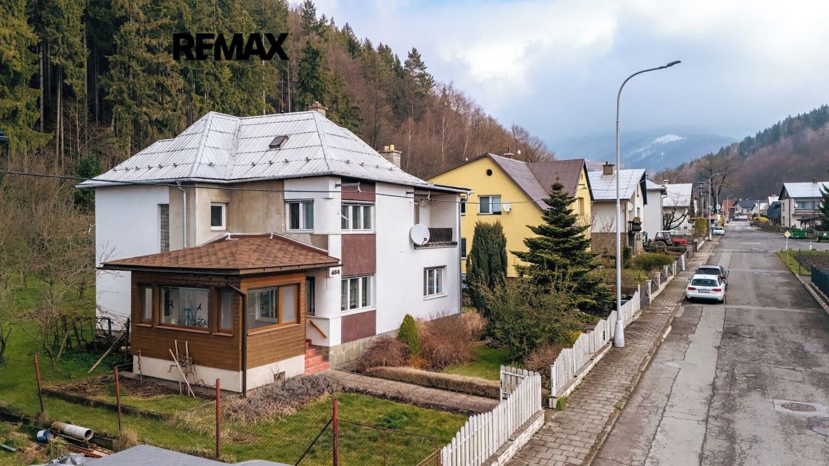 Prodej rodinného domu 115 m², pozemek 1070 m²